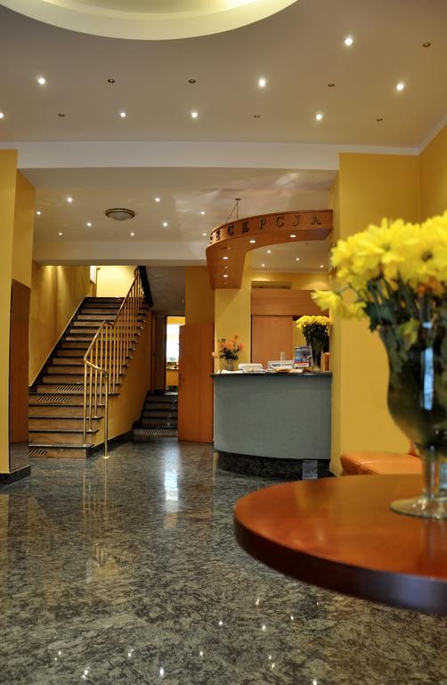 Hostel Ratuszowy บิดกอชซ์ ภายนอก รูปภาพ