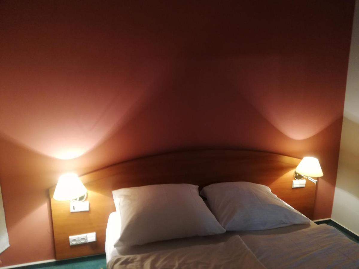 Hostel Ratuszowy บิดกอชซ์ ภายนอก รูปภาพ