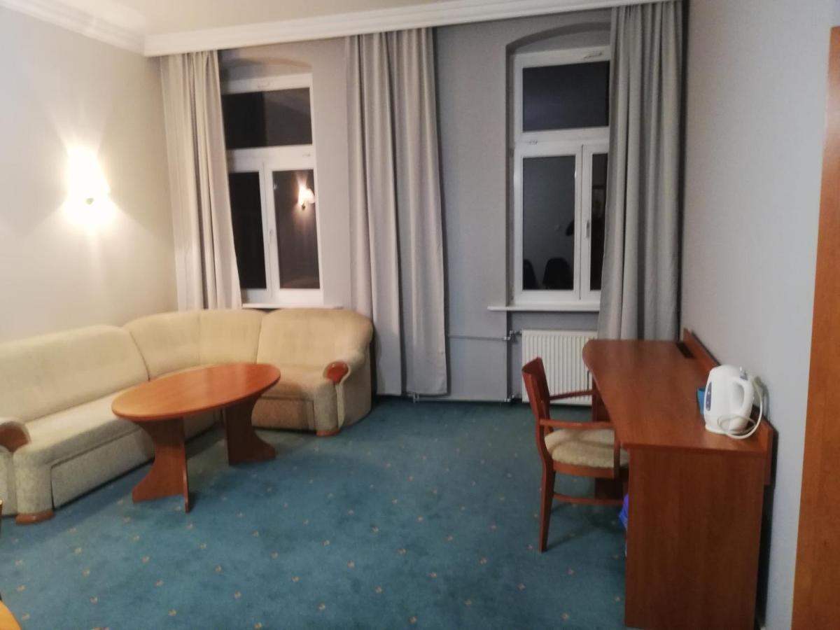 Hostel Ratuszowy บิดกอชซ์ ภายนอก รูปภาพ
