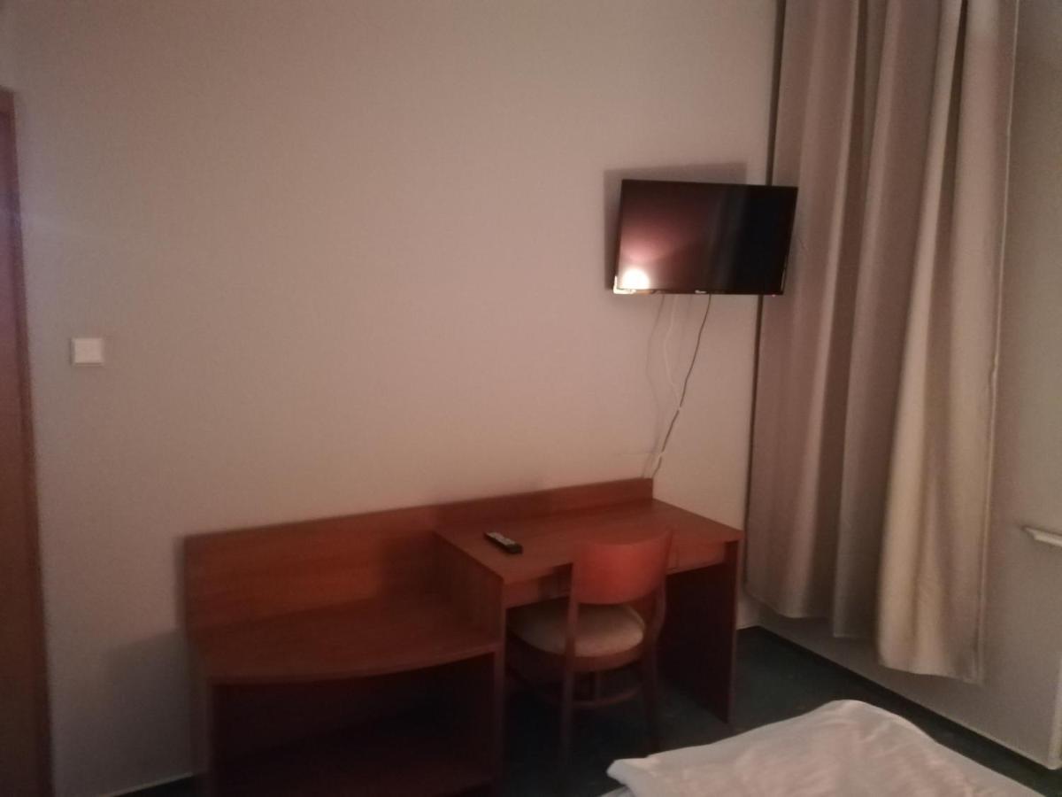 Hostel Ratuszowy บิดกอชซ์ ภายนอก รูปภาพ