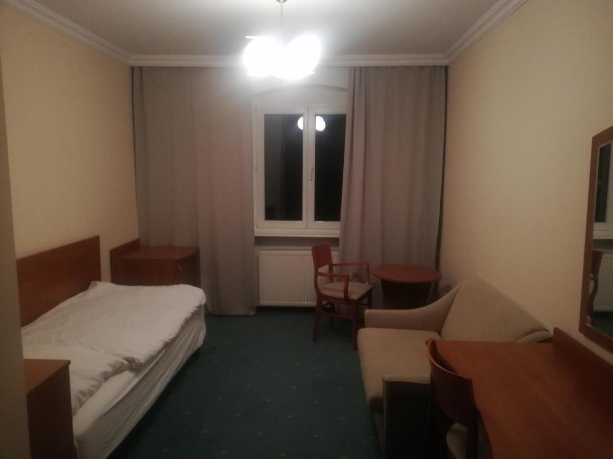 Hostel Ratuszowy บิดกอชซ์ ภายนอก รูปภาพ